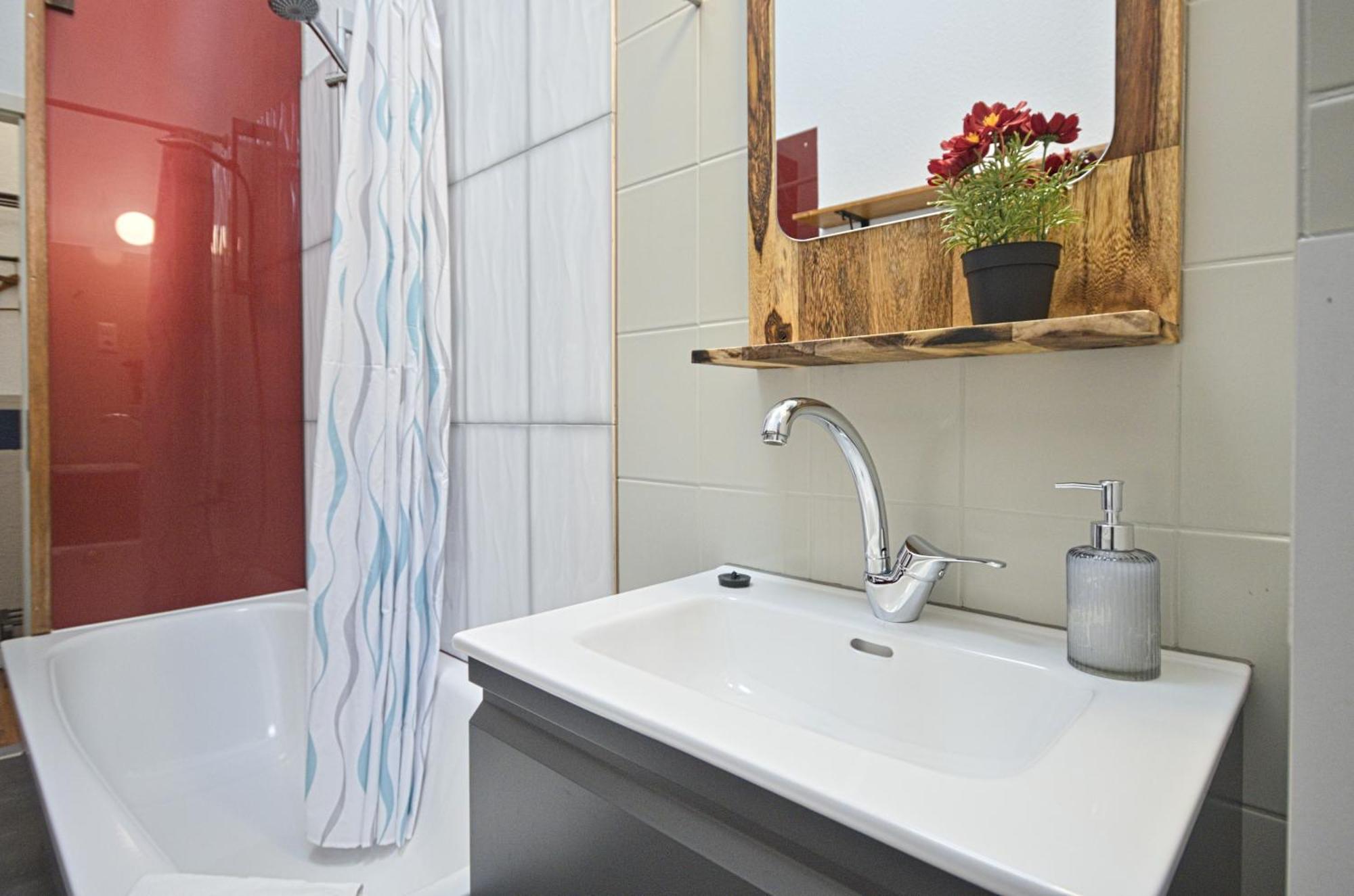Quiet Courtyard Apartment 베를린 외부 사진